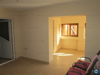 Casa cu 3 camere de vanzare, zona Gheorghe Doja, 100 mp