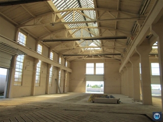 Spatiu industrial de inchiriat in Boldesti-Scaeni, zona Sud, 1948 mp