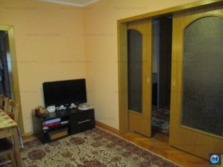 Vila cu 5 camere de vanzare, zona Nord, 142.28 mp