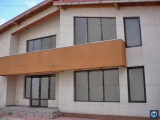 Vila cu 5 camere de vanzare, zona Cantacuzino, 373.4 mp
