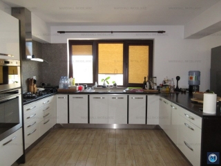 Vila cu 8 camere de vanzare in Paulesti, 502 mp