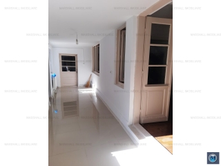 Casa cu 3 camere de vanzare, zona Ultracentral, 110 mp