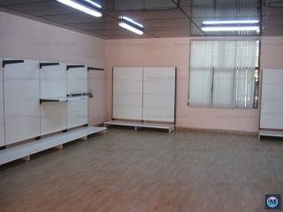 Spatiu industrial de vanzare, zona Nord, 706 mp