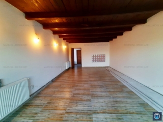 Vila cu 5 camere de vanzare, zona Mihai Bravu, 200 mp