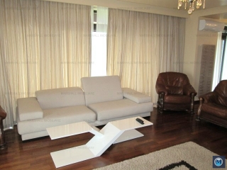 Apartament 3 camere de vanzare, zona Albert, 211 mp