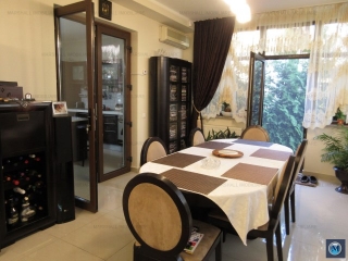 Vila cu 7 camere de vanzare in Paulestii Noi, 243 mp