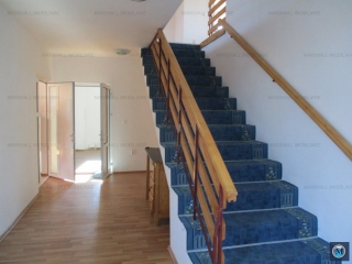 Vila cu 7 camere de vanzare in Strejnicu, 344.22 mp