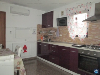 Vila cu 4 camere de vanzare in Bucov, 152.3 mp