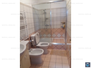 Casa cu 4 camere de vanzare, zona Nord, 173.98 mp