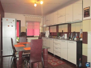 Vila cu 6 camere de vanzare in Tatarani, 250 mp