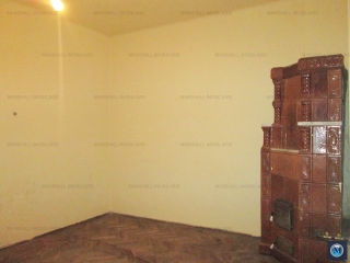 Casa cu 5 camere de vanzare, zona Gheorghe Doja, 80 mp