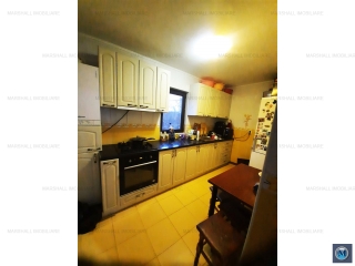 Casa cu 6 camere de vanzare, zona Bereasca, 90 mp