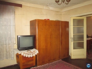 Vila cu 6 camere de vanzare, zona Parcul Tineretului, 133 mp