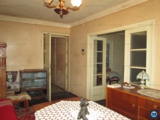 Vila cu 6 camere de vanzare, zona Parcul Tineretului, 133 mp