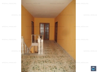 Vila cu 11 camere de vanzare, zona Ultracentral, 400 mp