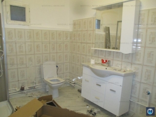 Vila cu 11 camere de vanzare, zona Ultracentral, 400 mp