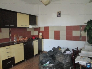 Spatiu  birouri de vanzare, zona Marasesti, 630 mp