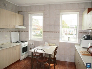 Vila cu 5 camere de vanzare, zona Cantacuzino, 165 mp