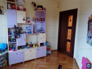 Vila cu 6 camere de vanzare in Paulesti, 247.95 mp