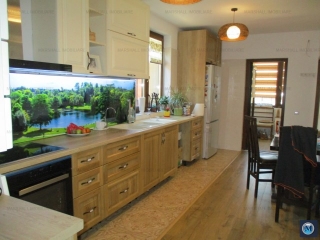 Vila cu 5 camere de vanzare, zona Malu Rosu, 134.08 mp