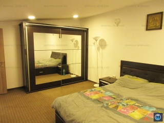 Casa cu 3 camere de vanzare, zona Central, 110 mp