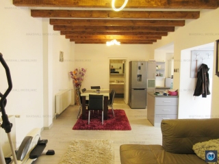 Casa cu 3 camere de vanzare, zona Central, 110 mp