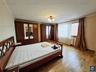 Vila cu 4 camere de vanzare in Barcanesti, 221 mp