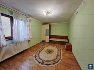 Vila cu 4 camere de vanzare in Barcanesti, 221 mp