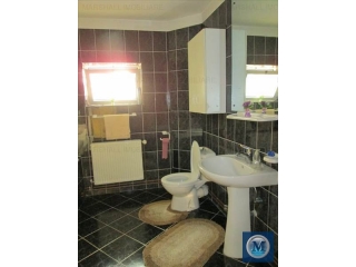 Vila cu 8 camere de vanzare, zona Buna Vestire, 333.11 mp