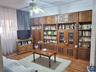Apartament 3 camere de vanzare, zona Cantacuzino, 68 mp