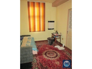 Casa cu 3 camere de vanzare, zona Central, 100.41 mp