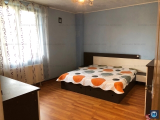 Vila cu 5 camere de vanzare in Strejnicu, 210.4 mp