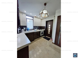 Vila cu 10 camere de vanzare, zona Buna Vestire, 530 mp