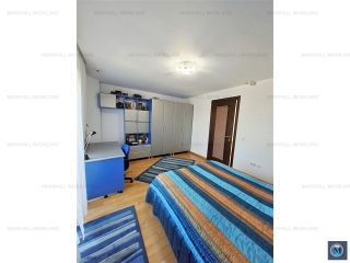 Vila cu 10 camere de vanzare, zona Buna Vestire, 530 mp