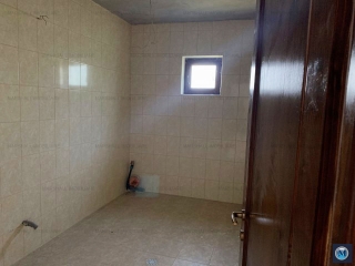 Vila cu 6 camere de vanzare in Ploiestiori, 300 mp