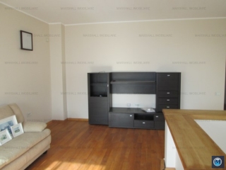 Vila cu 5 camere de inchiriat, zona Nord, 300 mp