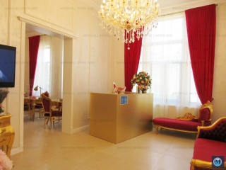 Vila cu 14 camere de vanzare, zona Ultracentral, 327 mp