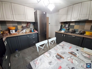 Casa cu 3 camere de vanzare, zona Parcul Tineretului, 106.68 mp