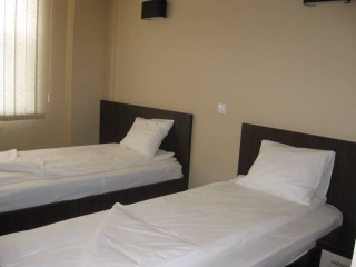 Hotel / Pensiune de vanzare in Valea Calugareasca, 1700 mp