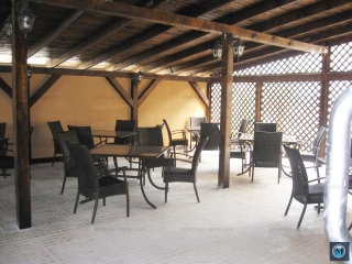 Hotel / Pensiune de vanzare in Valea Calugareasca, 1700 mp
