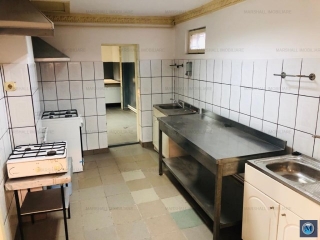 Spatiu industrial de vanzare, zona Bereasca, 200 mp