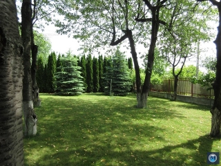 Vila cu 7 camere de vanzare in Baicoi, zona Vest, 360 mp