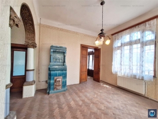 Casa cu 6 camere de vanzare, zona Ultracentral, 168 mp