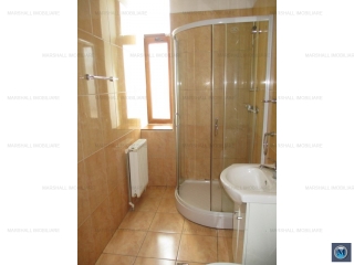Hotel / Pensiune de vanzare, zona Central, 830 mp