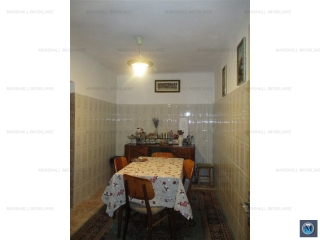 Vila cu 5 camere de vanzare in Ploiestiori, 216.82 mp