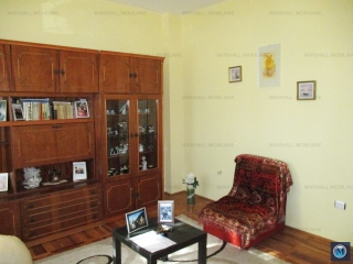 Vila cu 7 camere de vanzare, zona Ultracentral, 146.08 mp