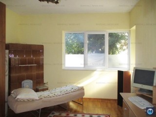 Vila cu 7 camere de vanzare, zona Ultracentral, 146.08 mp
