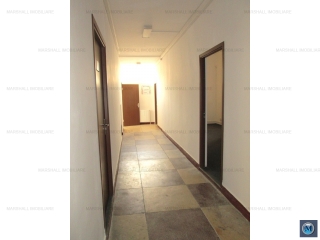 Spatiu  birouri de vanzare, zona Buna Vestire, 1800 mp