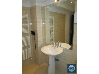 Spatiu  birouri de vanzare, zona Ultracentral, 469.85 mp