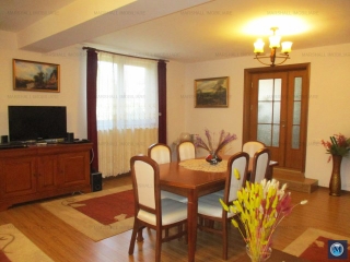 Vila cu 5 camere de vanzare in Strejnicu, 268 mp